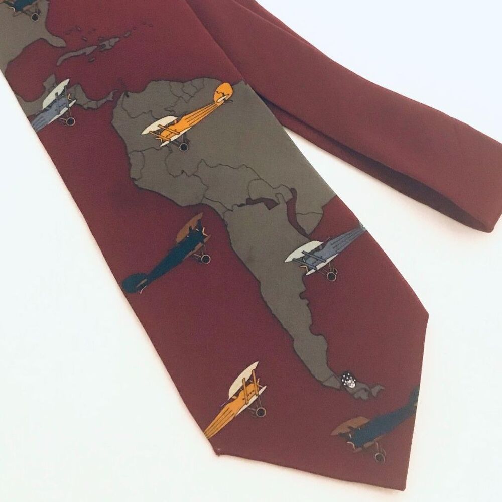 #1579 Vicky Davis world novelty vintage necktie made in USA 56 IN X 4 IN